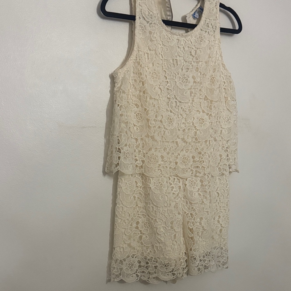 Cream Lace Sleeveless Romper